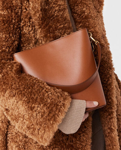 Frayme Bucket Tote Bag 5 Frayme Bucket Tote Bag