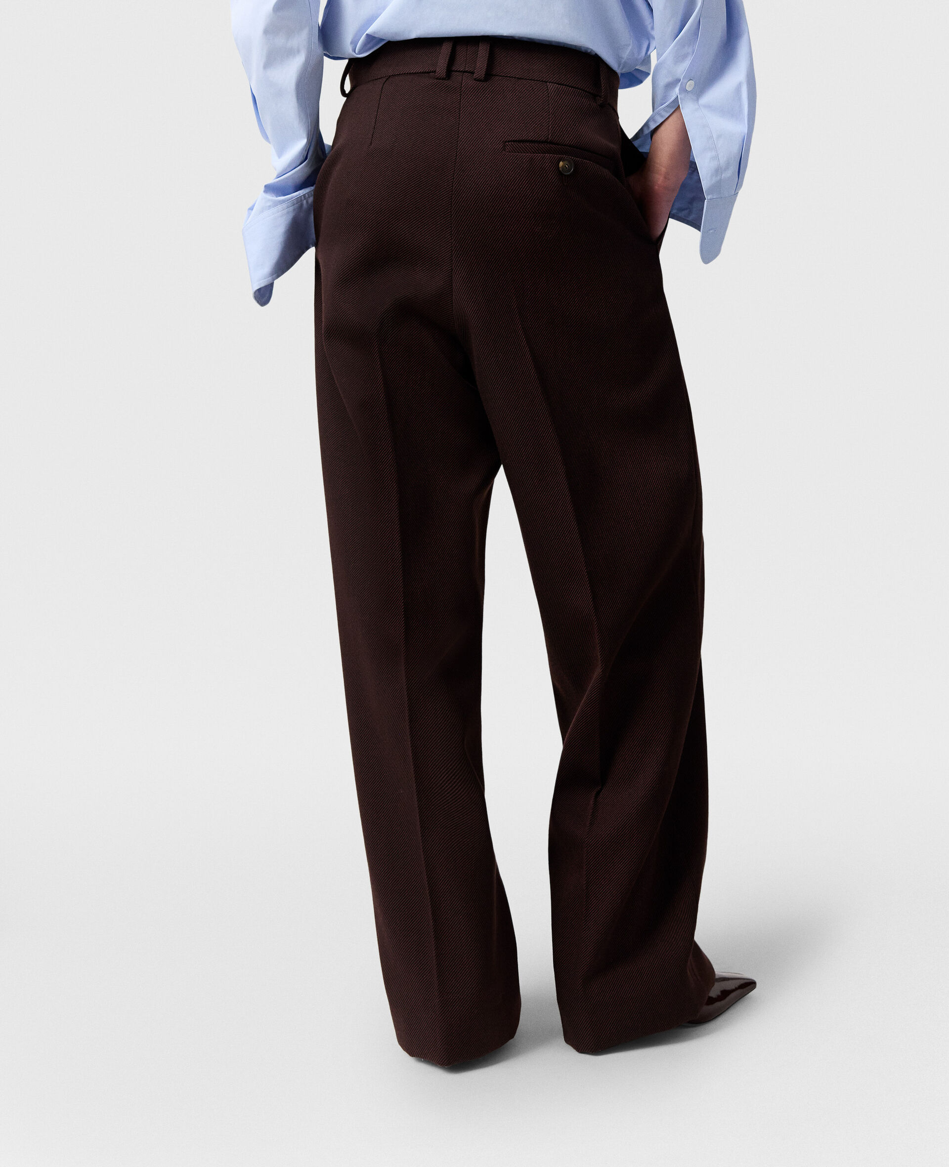 Pleated Straight-Leg Pants 10 Pleated Straight-Leg Pants