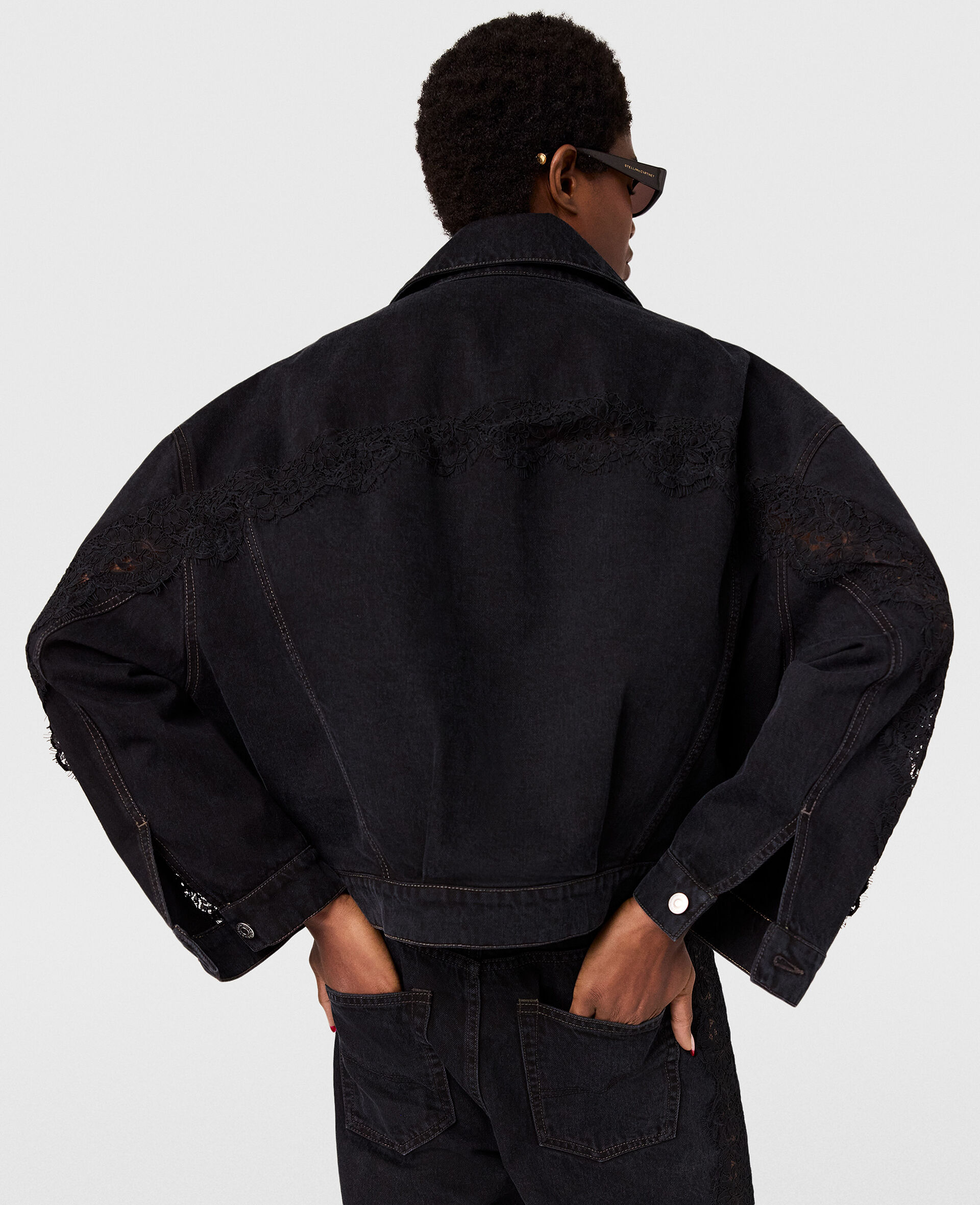 Lace-Insert Paneled Denim Jacket 8 Lace-Insert Paneled Denim Jacket